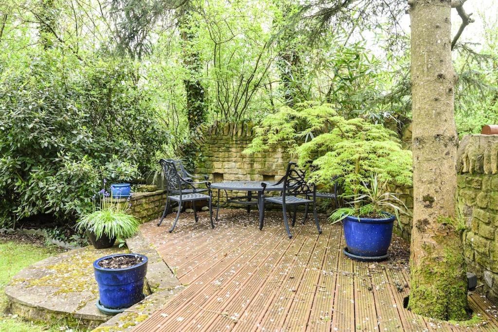 The Lookout At Cloatley Meadow Apartment Hankerton Bagian luar foto