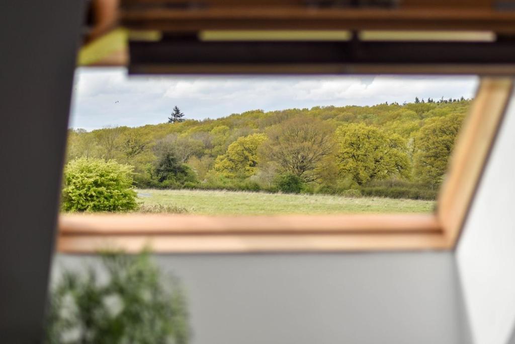 The Lookout At Cloatley Meadow Apartment Hankerton Bagian luar foto